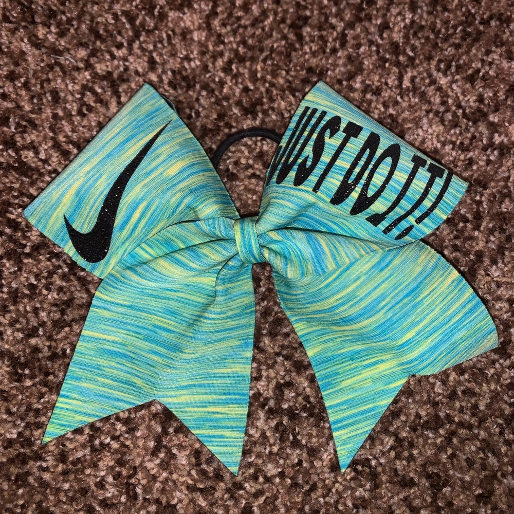 NIKE GREAT CONDITION CHEER BOW!!!